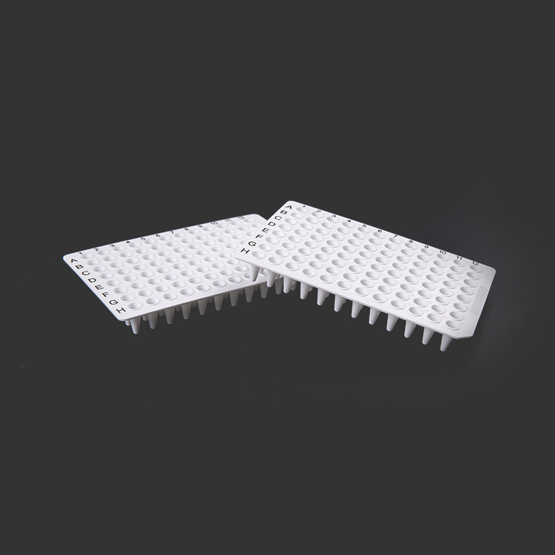 Eteksiz 96 kuyucuklu PCR Plakaları