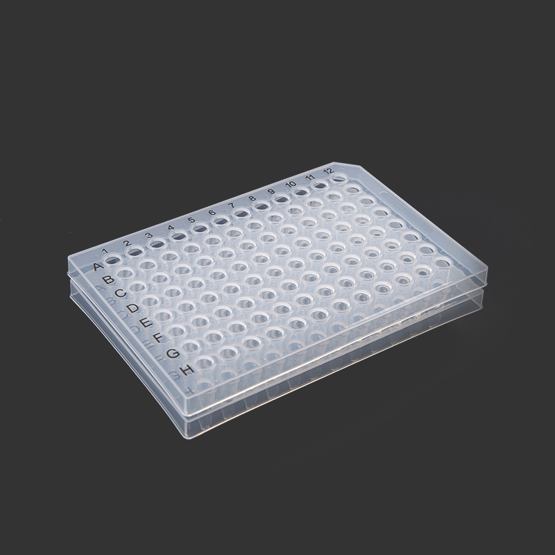 Yarı etekli 96 oyuklu PCR Plakaları